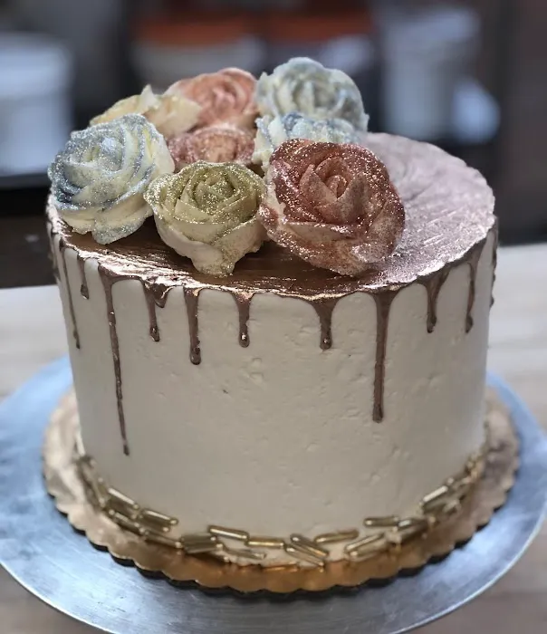 Ninos Pastry Shoppe Picture 3
