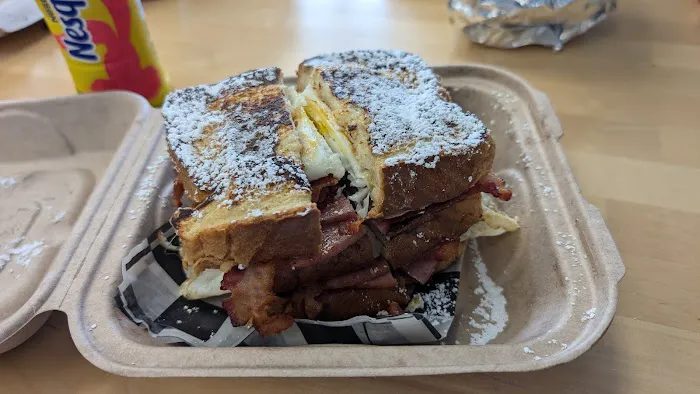 Joe’s Bagel and Grill Picture 10