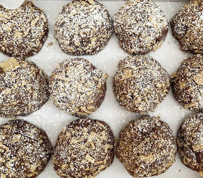 Brady's Bakery Picture 7