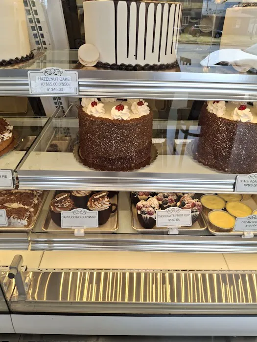 Paradise Pastry & Cafe Picture 7