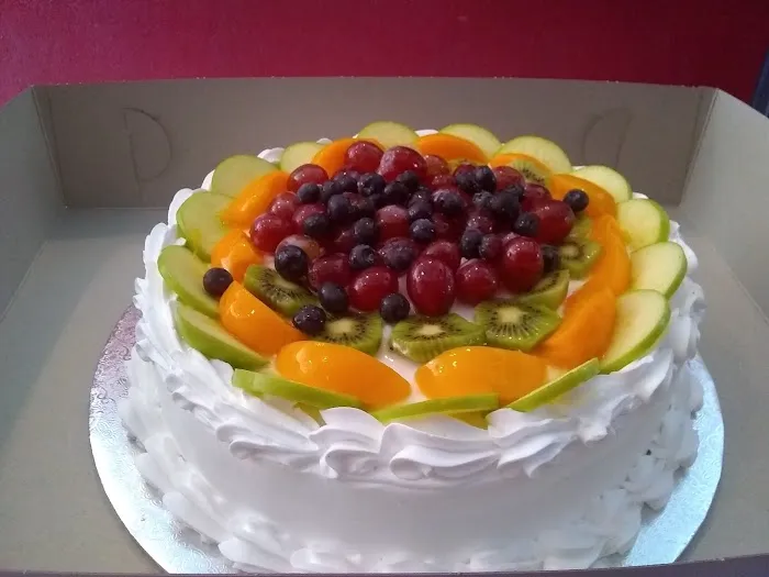 Los Almendros Bakery Picture 2