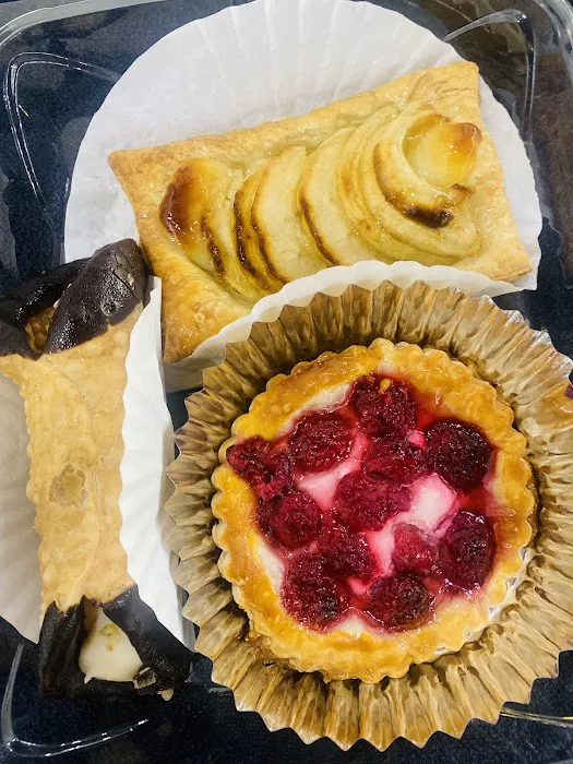 Joconde Pastry and Cake Picture 6