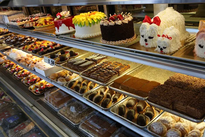 Venice Classic Pastry & Deli Picture 9