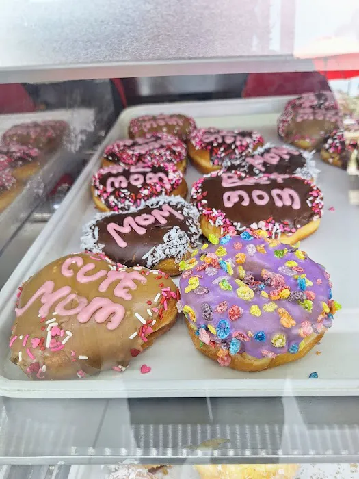 D K's Donuts Picture 5
