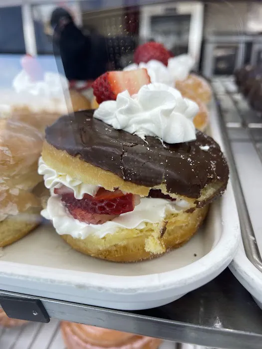 D K's Donuts Picture 8