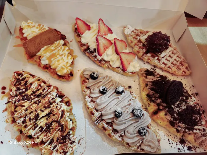 Maison De Croissant Picture 6