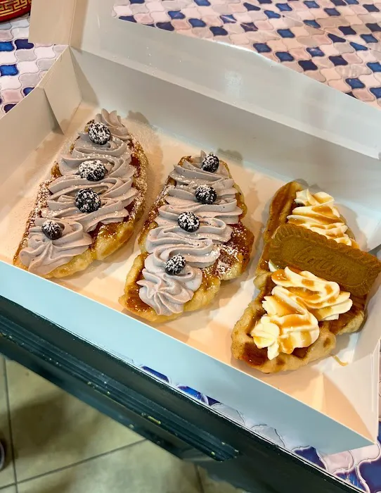 Maison De Croissant Picture 10
