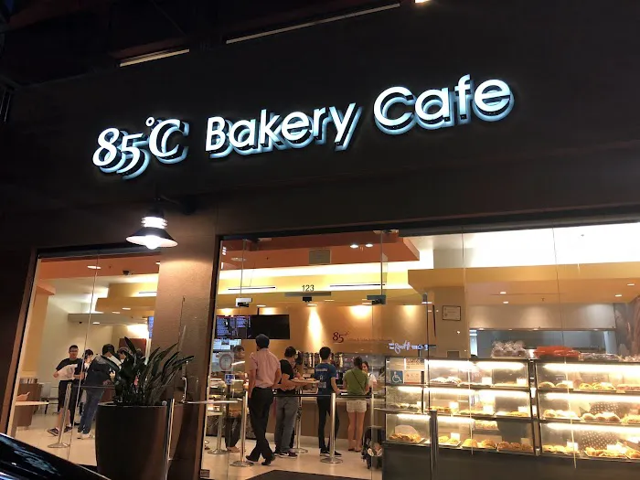 85°C Bakery Cafe - Irvine Picture 2