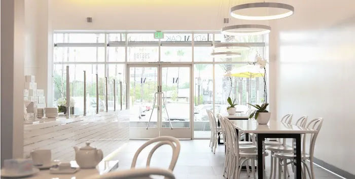 Lady M Cake Boutique - Irvine Picture 6