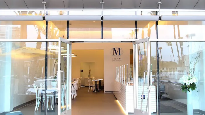 Lady M Cake Boutique - Irvine Picture 10