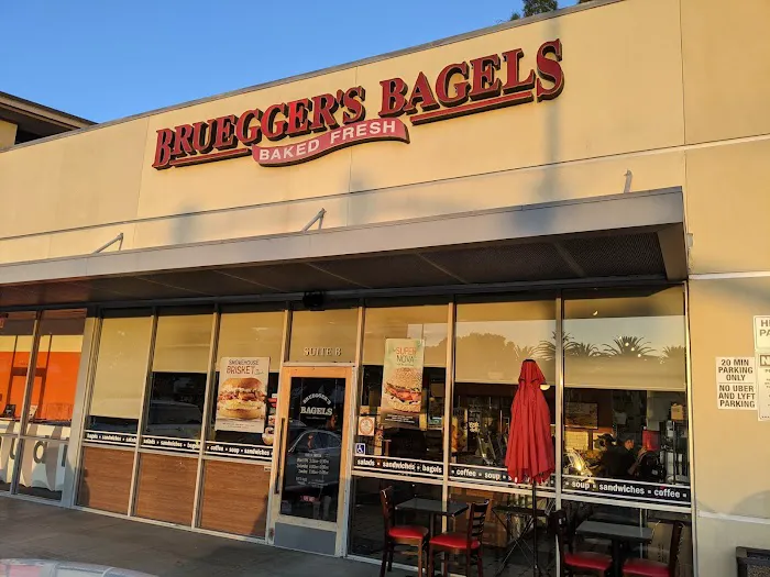 Bruegger's Bagels Picture 10