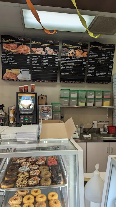Jannys Donuts Picture 9