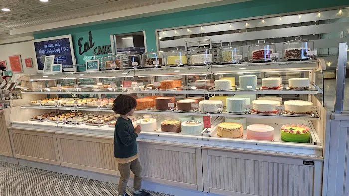 SusieCakes- Newport Beach Picture 4