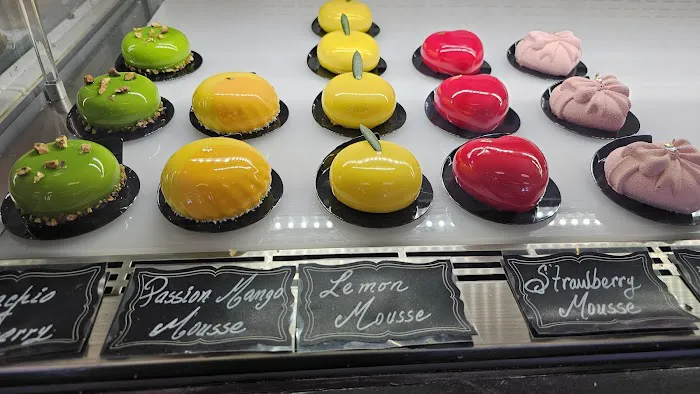 Little France Patisserie Picture 3