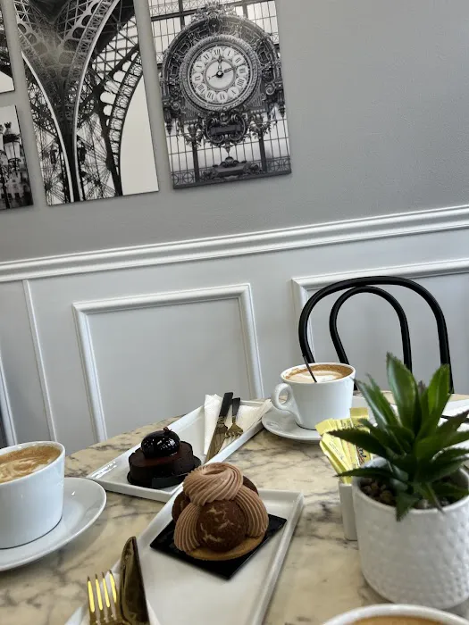Little France Patisserie Picture 9