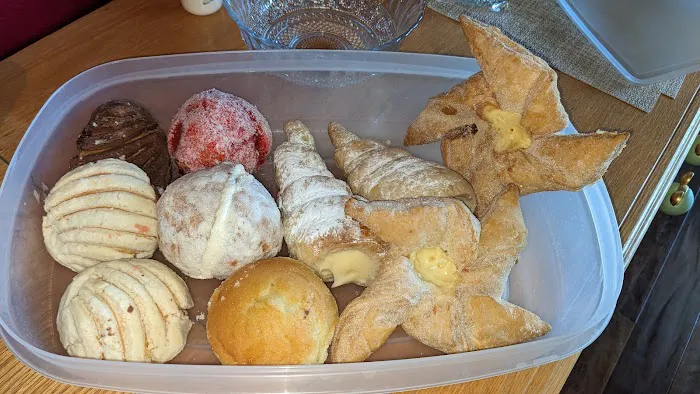 Sugary Sunshine Bakery Picture 1