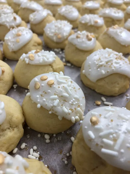 Maria's Mom's Italian Bakery Picture 4