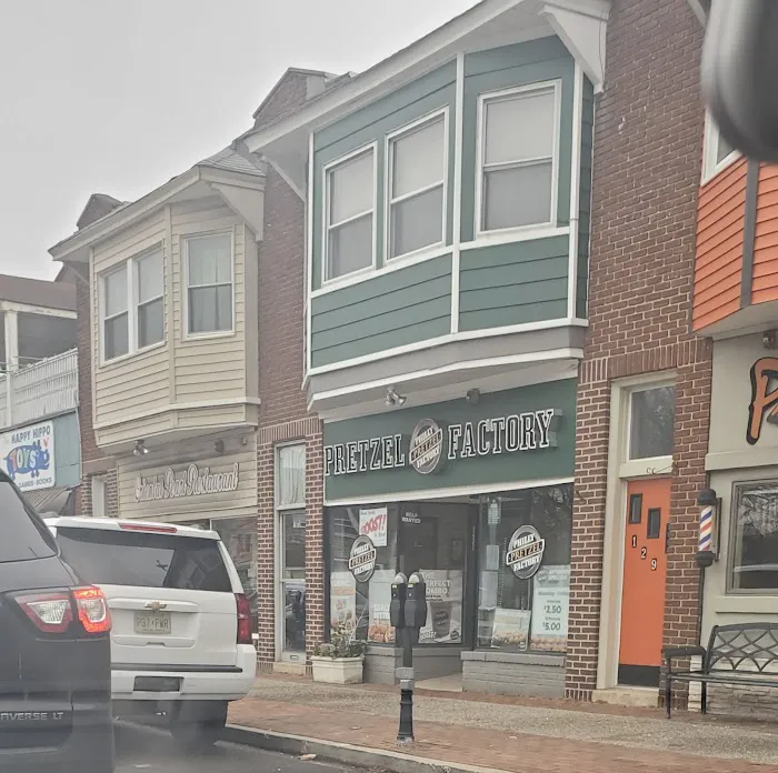 Philly Pretzel Factory Picture 3