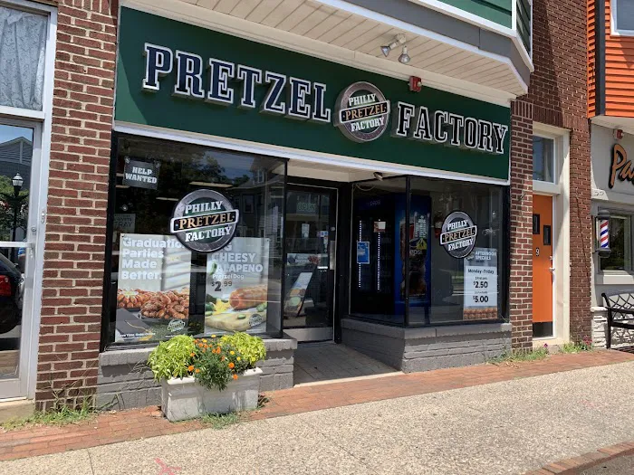 Philly Pretzel Factory Picture 4
