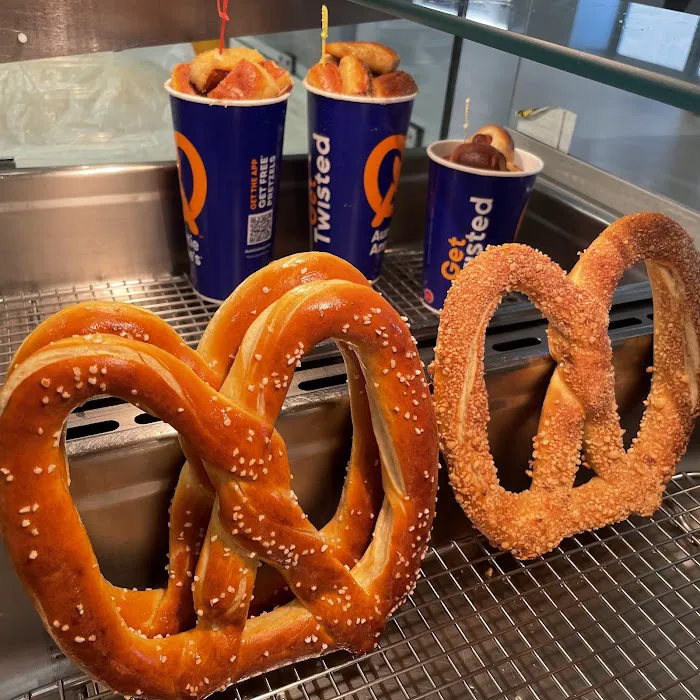 Auntie Anne's Picture 9