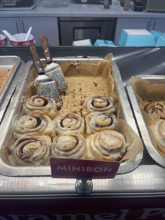 Cinnabon Picture 2