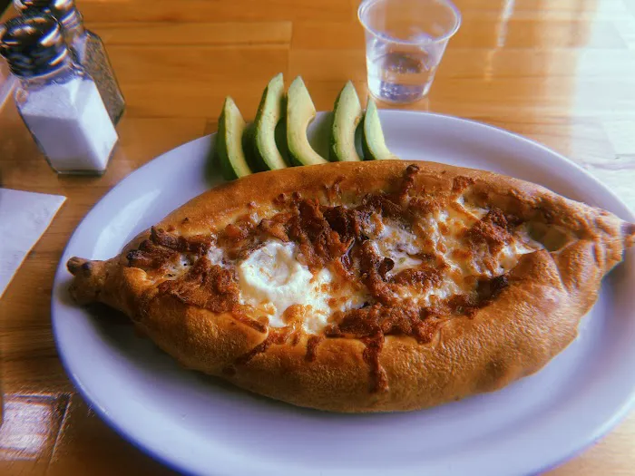 Arnie's Bakery & Cafe Picture 2