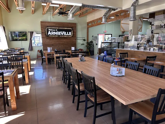 Arnie's Bakery & Cafe Picture 7