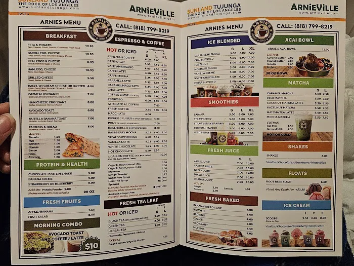 Arnie's Bakery & Cafe Picture 9