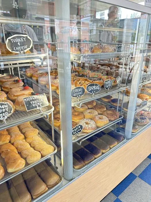 Class One Donuts Picture 3