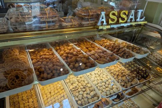Assal Pastry
