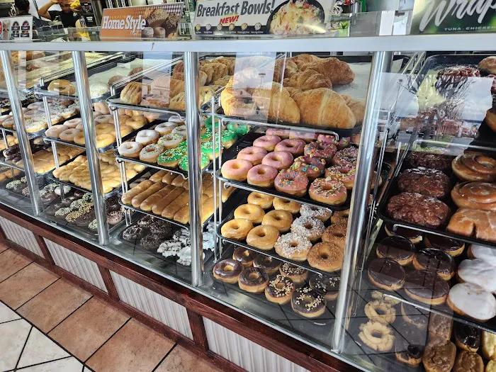 Yum Yum Donuts Picture 7