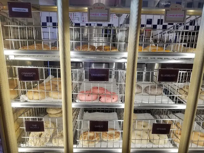 5th Ave Bagelry Picture 4