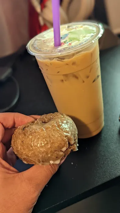 5th Ave Donuts Picture 9