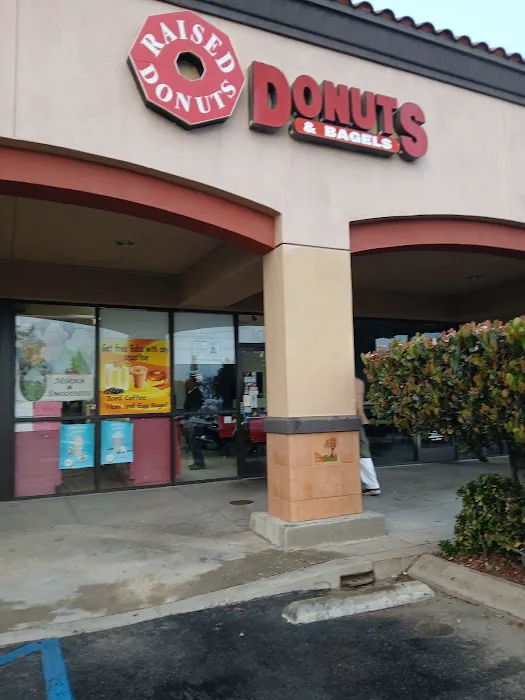 Raised Donuts & Bagels Picture 9