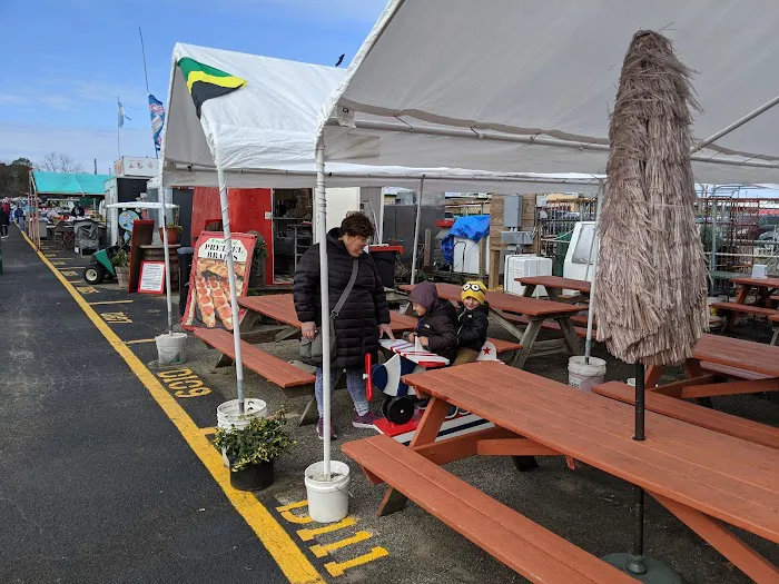 Funnel Cake Stand at the Farmer's Market Picture 1
