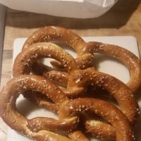Golden Touch Pretzels ico
