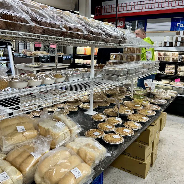 Country Hill Amish Bakery Picture 3