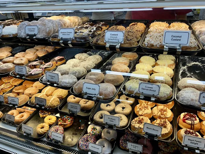 Country Hill Amish Bakery Picture 9