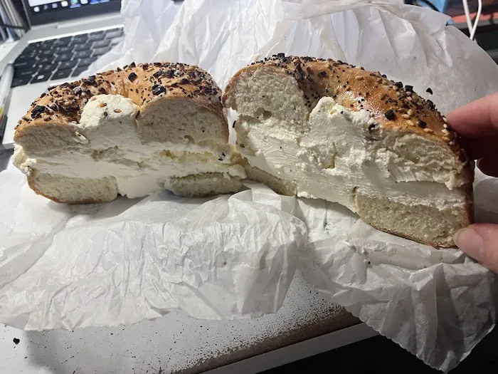 B&B Bagel House Picture 8