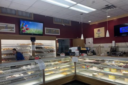 L & M Bakery