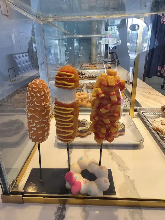 Mochiatsu Donut Cherry Hill Picture 7
