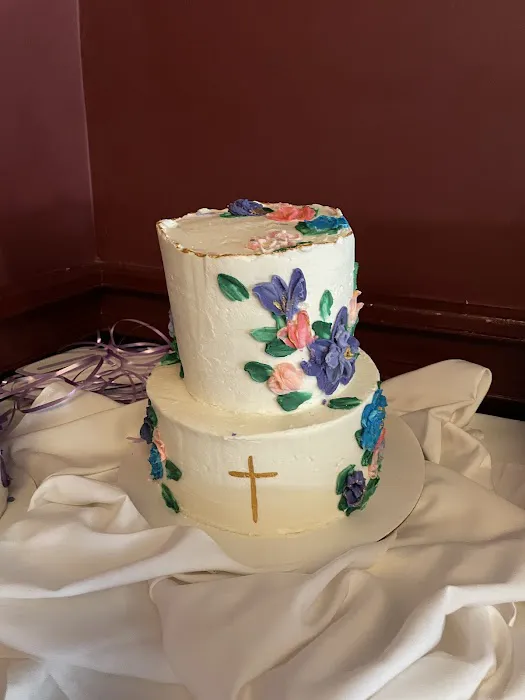 Creative Cakes by Carolyn Picture 4