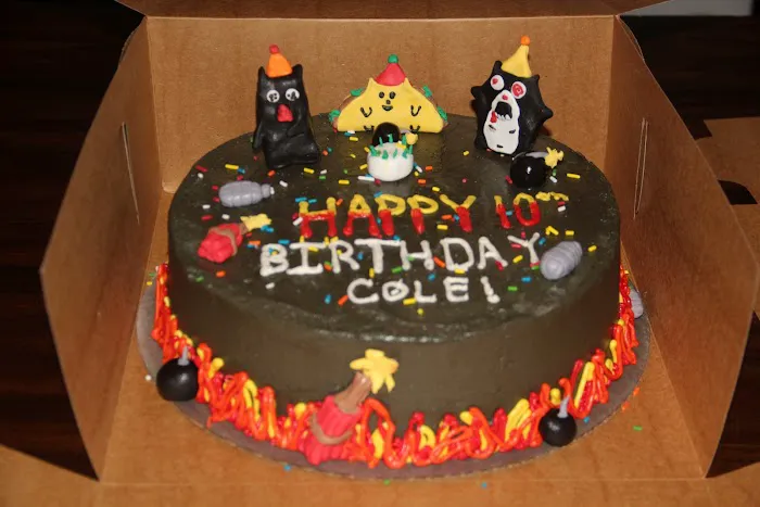 Creative Cakes by Carolyn Picture 5