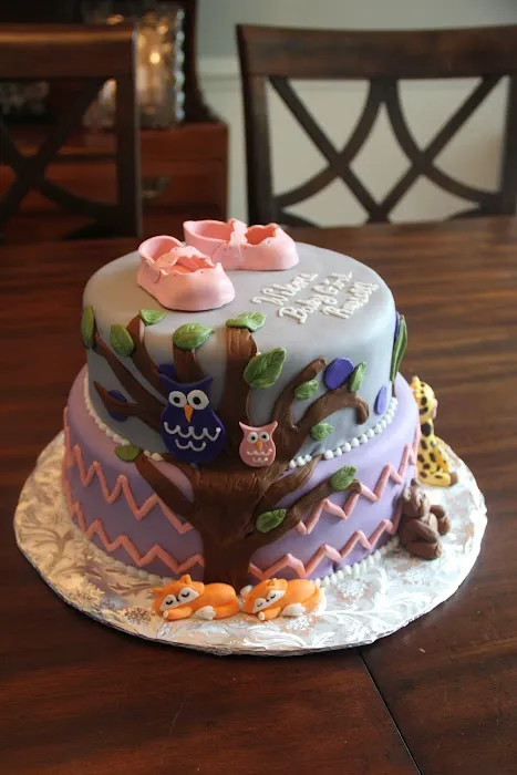 Creative Cakes by Carolyn Picture 1