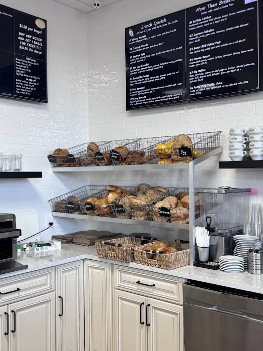 Monroe Bagel and Pastry Cafe Picture 10