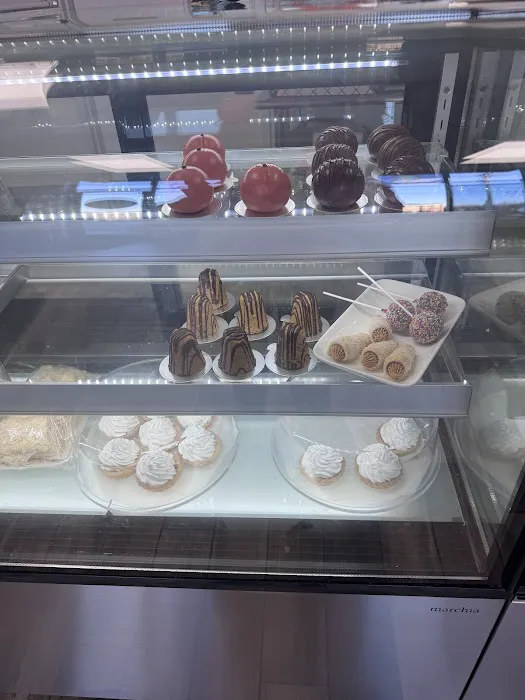 Monroe Bagel and Pastry Cafe Picture 6