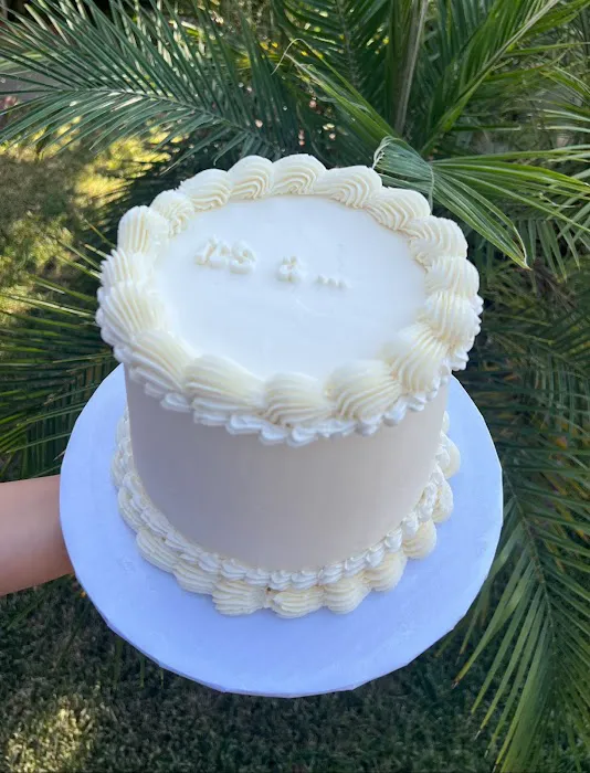 CutiePie Custom Cakes Picture 5