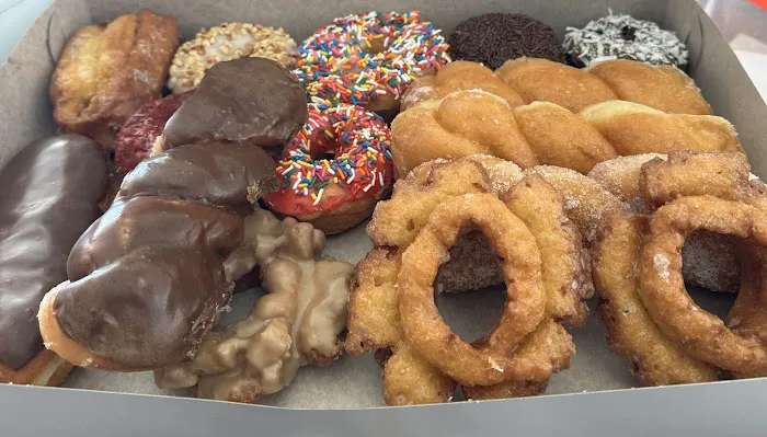 Donut Club Picture 3