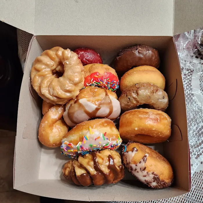 Donut Club Picture 7