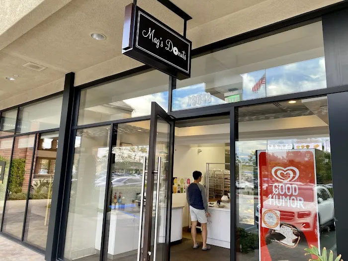 Mag's Donut & Bakery Picture 2